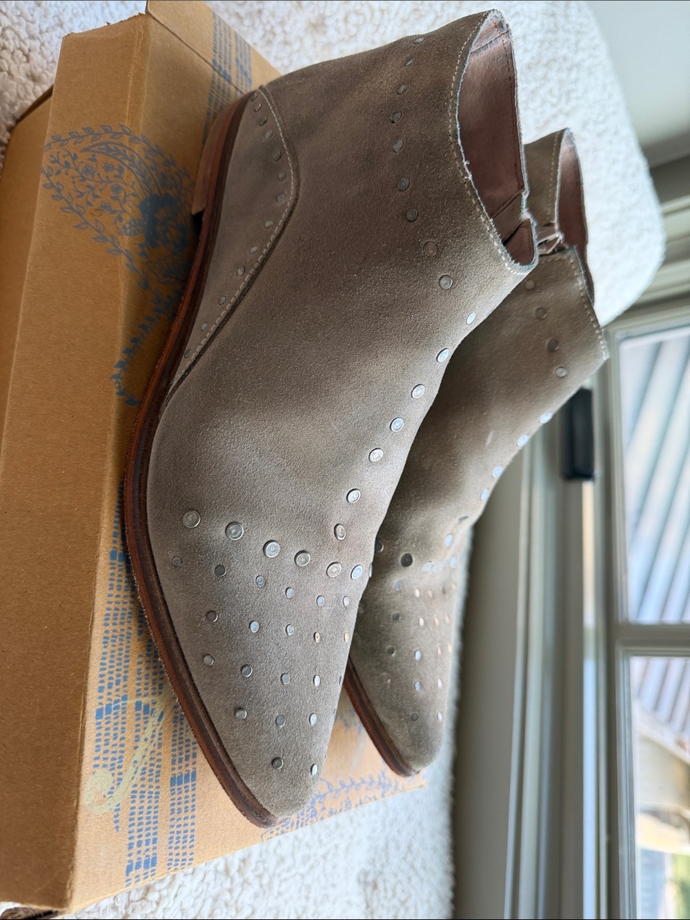 Free People Taupe Suede Studded Boots. Exc cond.